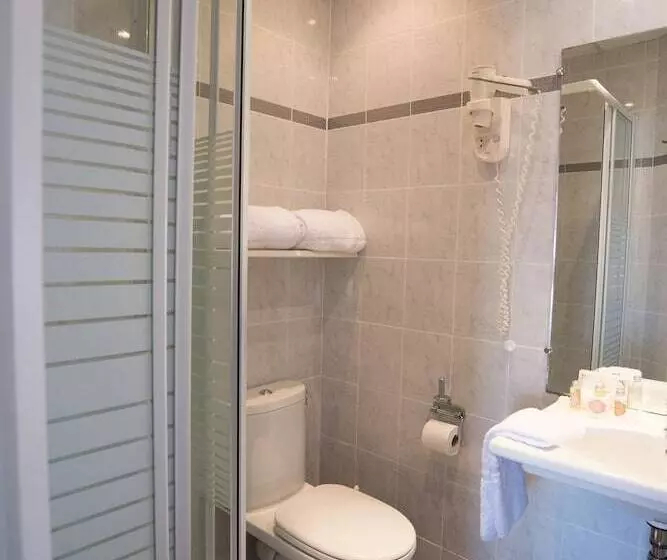 Fotos del hotel De France:  7