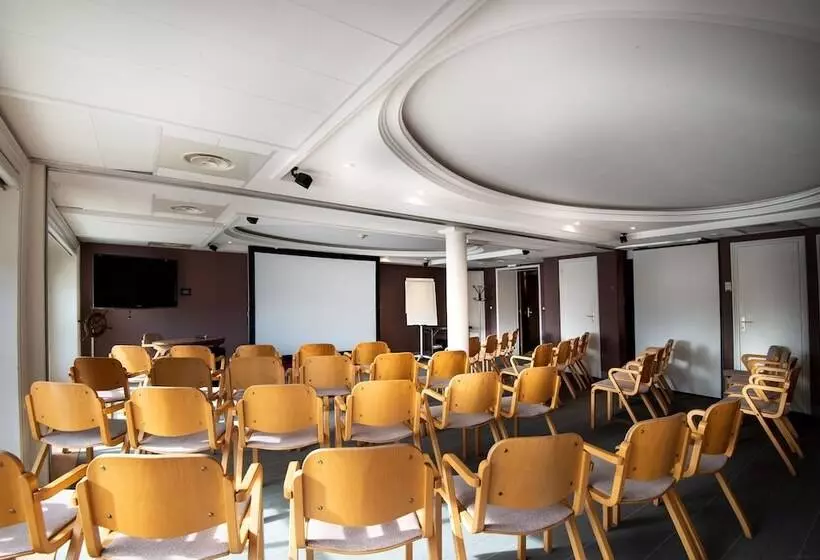 Fotos del hotel Hôtel De France Et Chateaubriand:  3