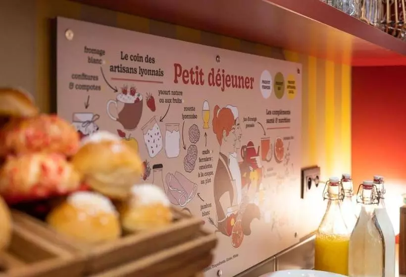 Fotos del hotel Hôtel Des Artistes:  6