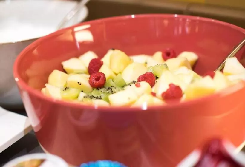 Fotos del hotel Hôtel Des Artistes:  11