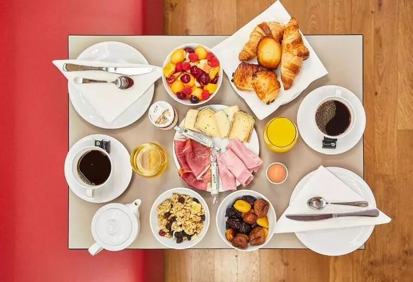 Fotos del hotel Hôtel Des Artistes:  9