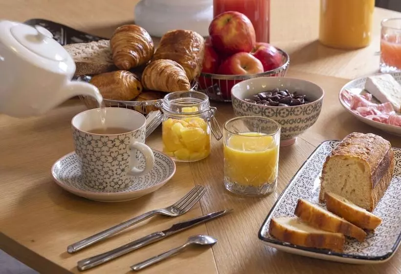 Fotos del hotel Hôtel De Banville:  2