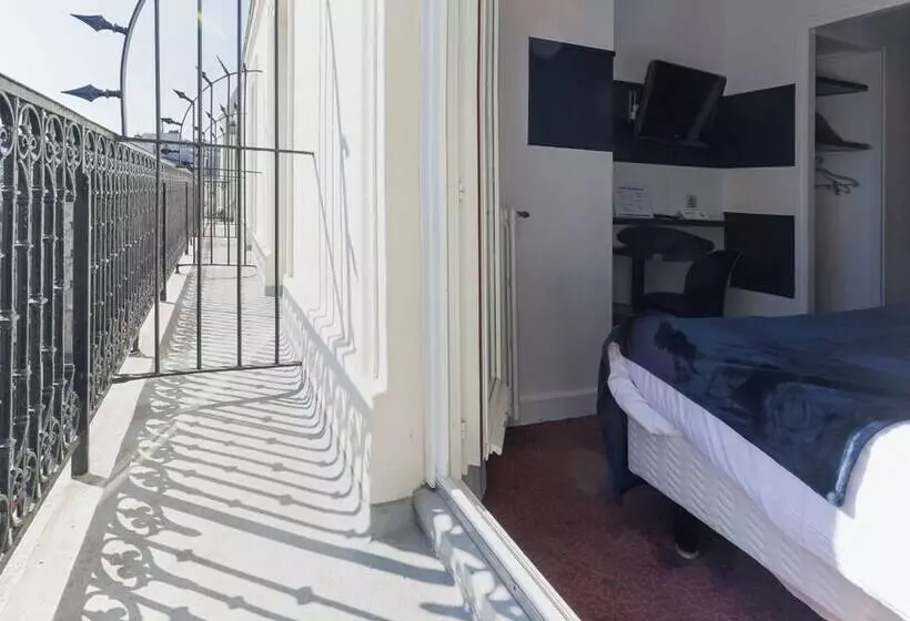 Fotos del hotel Ibis Styles Paris Pigalle Montmartre:  25