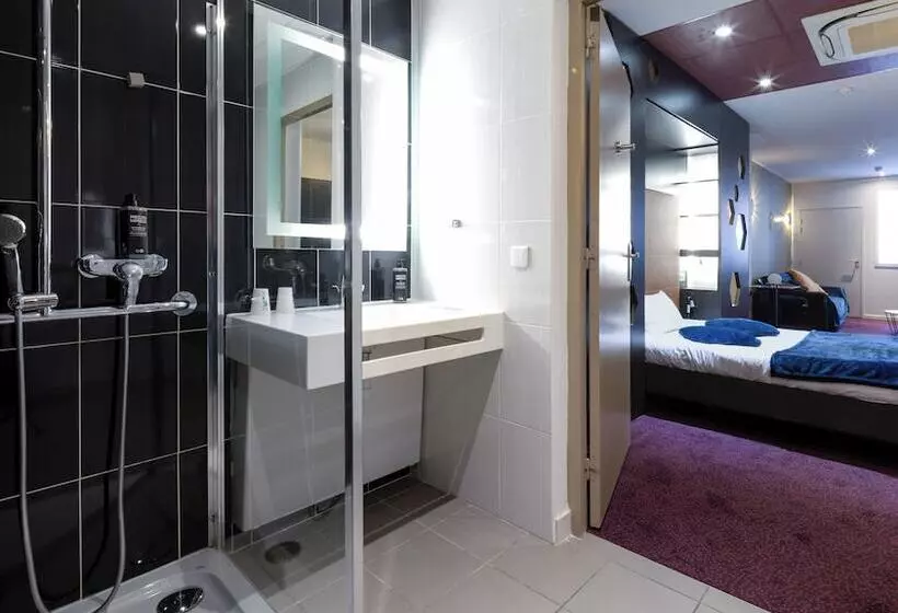 Fotos del hotel Ibis Styles Paris Pigalle Montmartre:  5