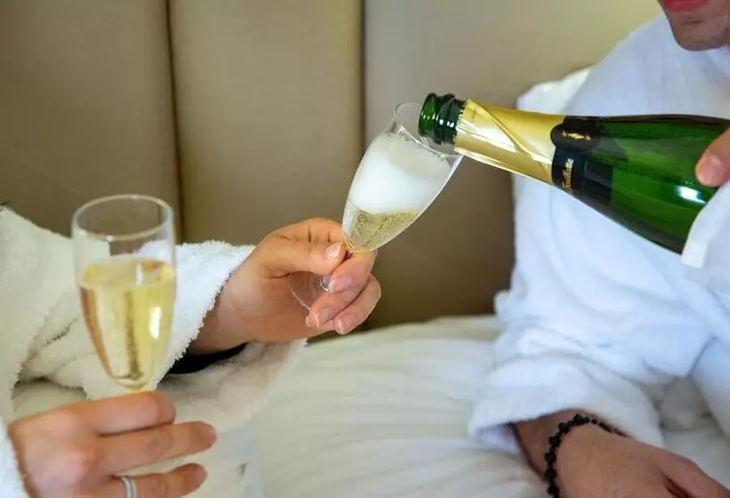 Fotos del hotel Hôtel Mermoz:  4