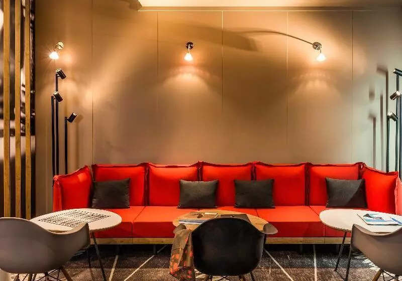 Fotos del hotel Ibis Paris Montmartre 18ème:  10