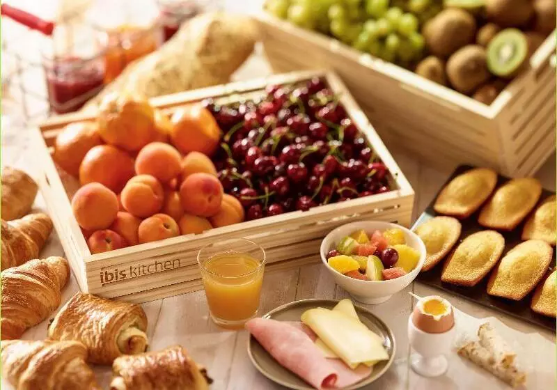 Fotos del hotel Ibis Paris Montmartre 18ème:  4