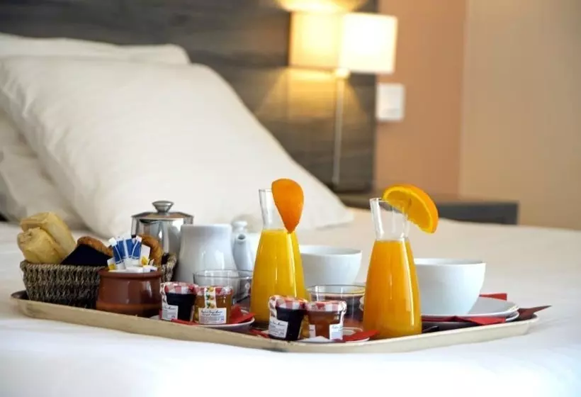 Fotos del hotel Hôtel Le Biarritz:  8