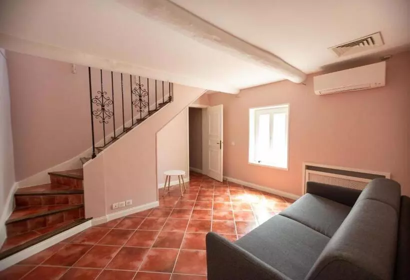 Fotos del hotel Les Frenes En Provence-château Zen:  10