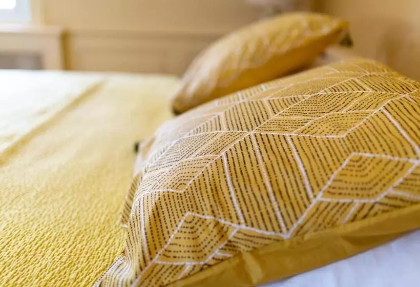 Fotos del hotel Les Frenes En Provence-château Zen:  11