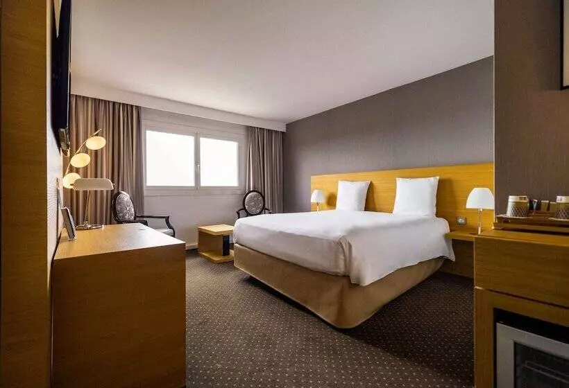 Fotos del hotel Mercure Bordeaux Lac:  2