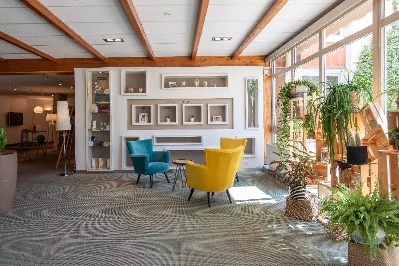 Fotos del hotel Novotel Aix En Provence Beaumanoir Les 3 Sautets:  2