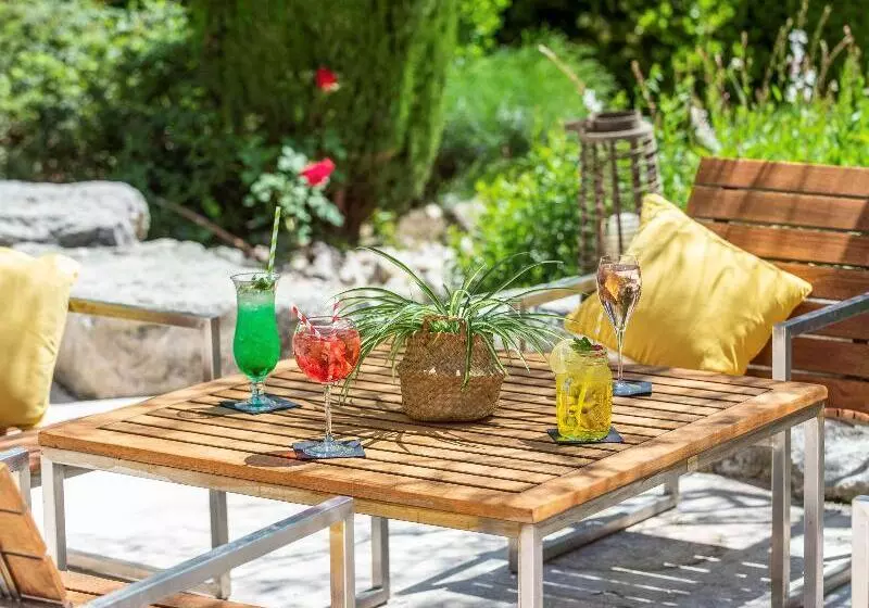 Fotos del hotel Novotel Aix En Provence Beaumanoir Les 3 Sautets:  9