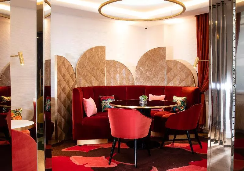 Hôtel Victor Hugo Paris Kléber