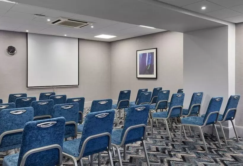 Fotos del hotel Leonardo Edinburgh Murrayfield:  6