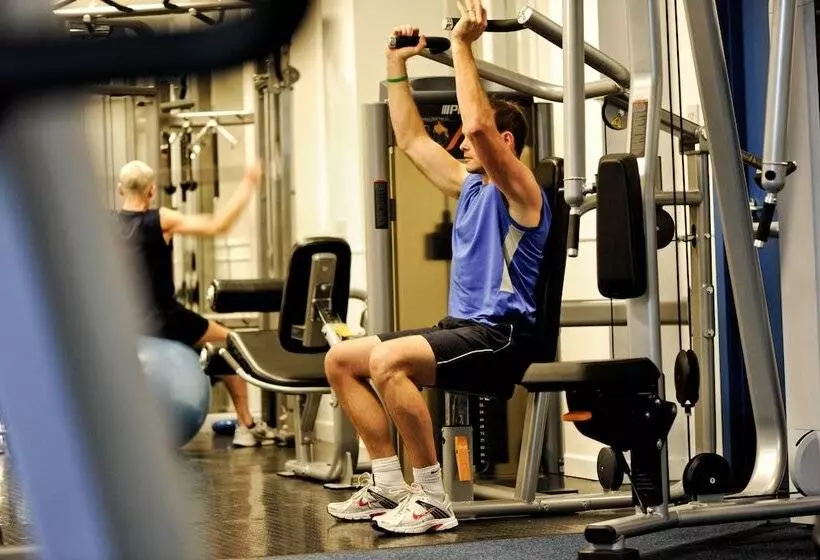 Fotos del hotel Leonardo Edinburgh Murrayfield:  2