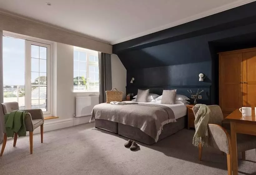 St Michaels Resort, Falmouth