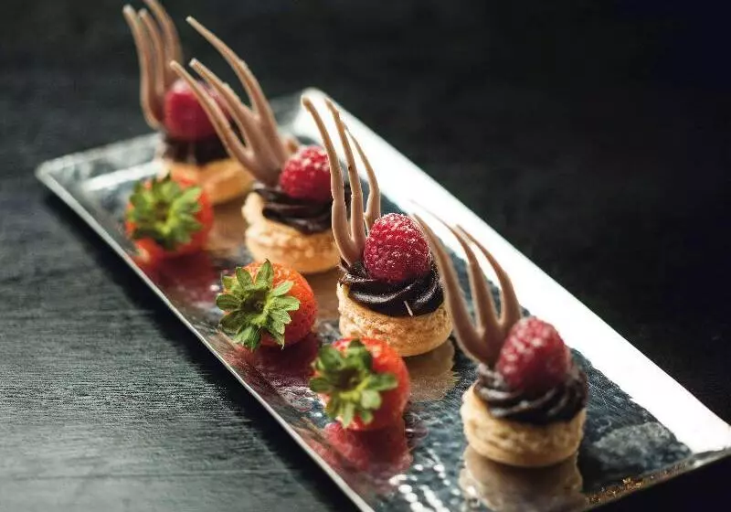 Fotos del hotel Mövenpick Ambassador Hotel Accra:  19