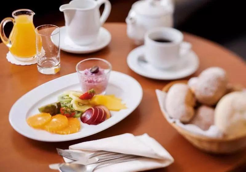 Fotos del hotel Mövenpick Ambassador Hotel Accra:  24