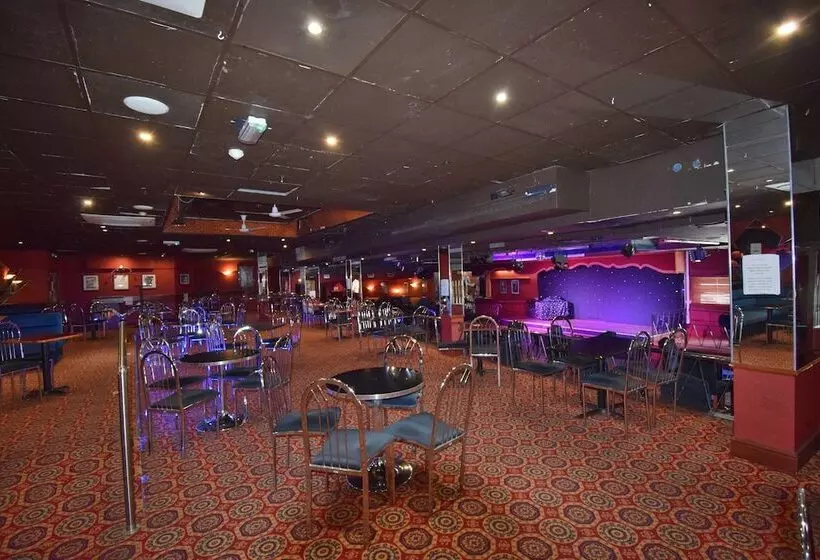 Fotos del hotel Riviera:  14