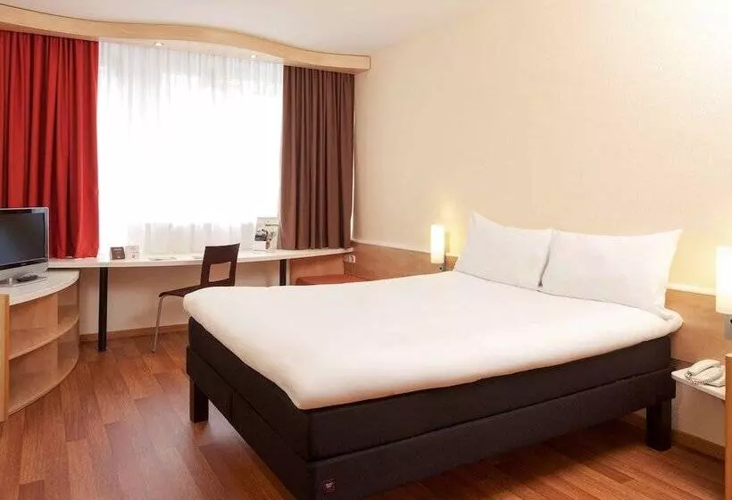 Fotos del hotel Ibis Budapest City:  1