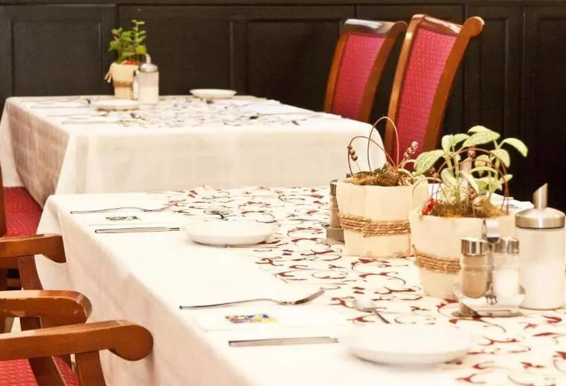 Fotos del hotel Klastrom:  17