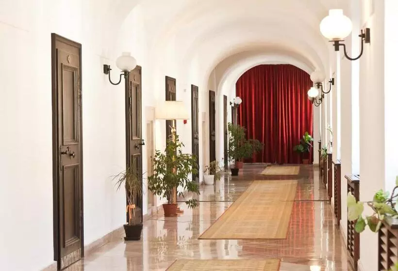Fotos del hotel Klastrom:  11