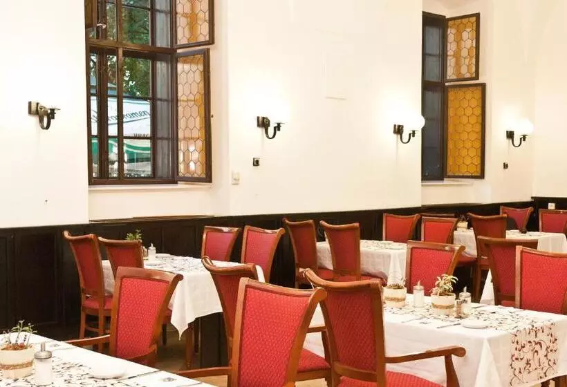 Fotos del hotel Klastrom:  12