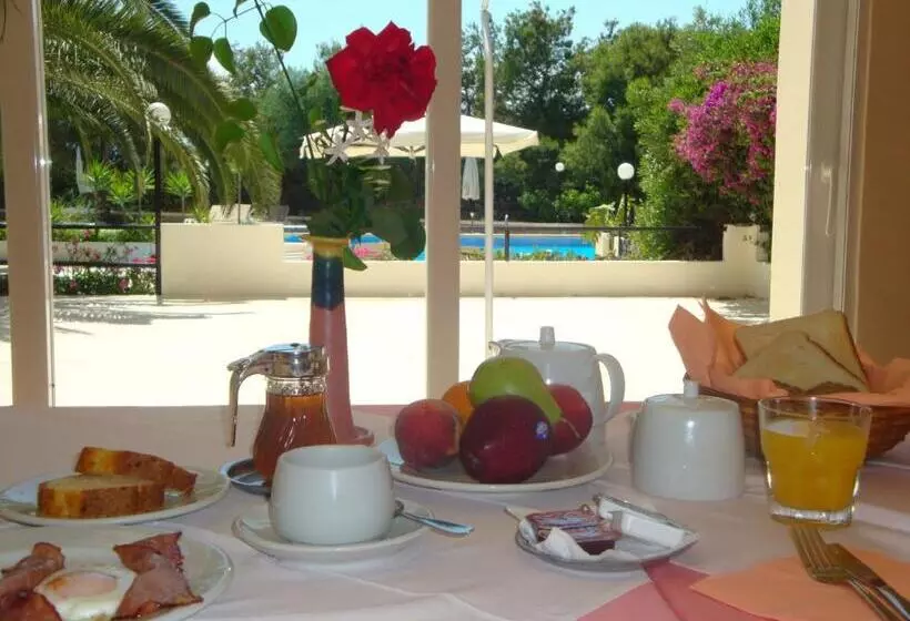 Fotos del hotel Monte Vardia:  6