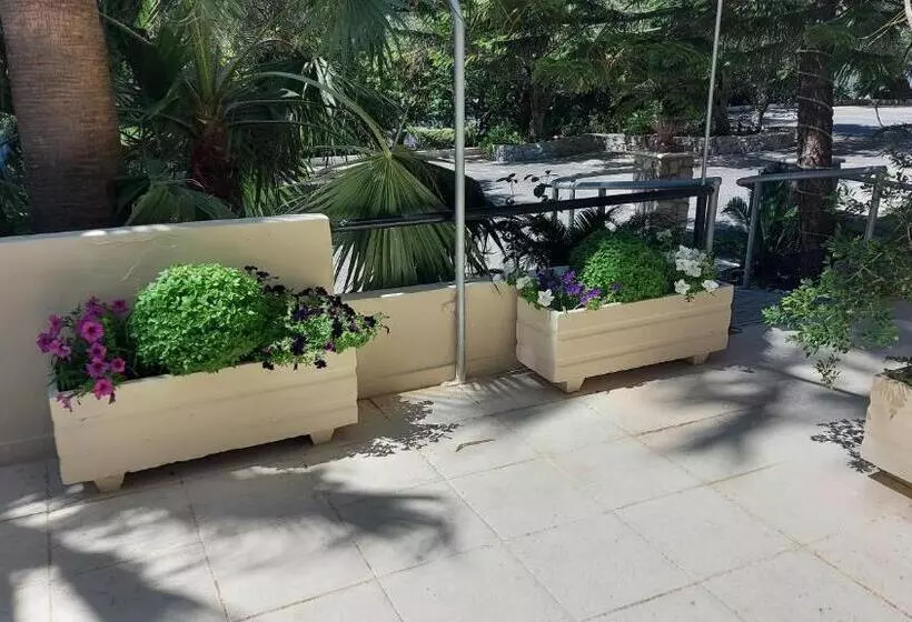 Fotos del hotel Monte Vardia:  11