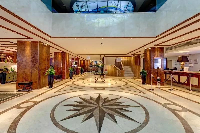 Fotos del hotel President:  3