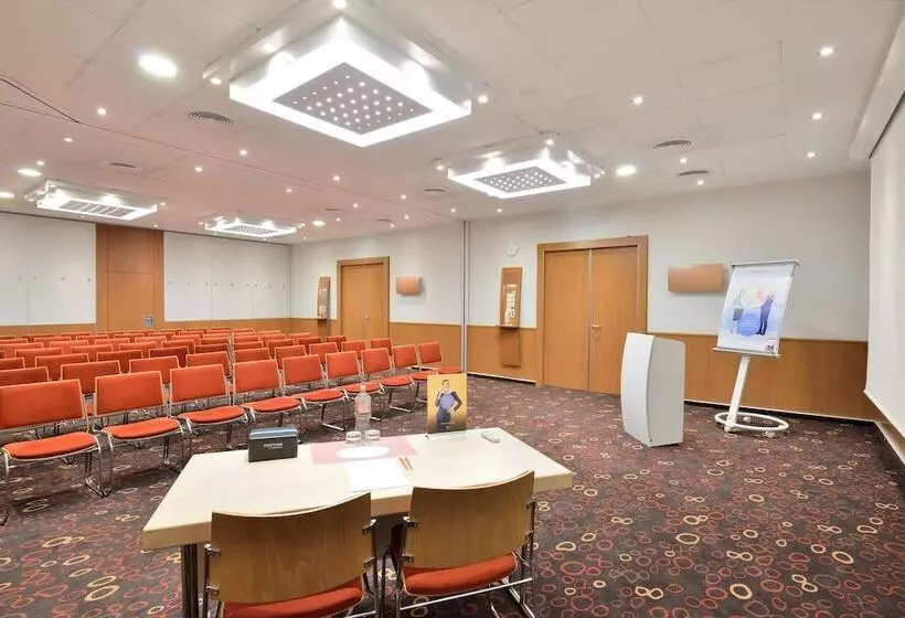 Fotos del hotel Novotel Budapest City:  15