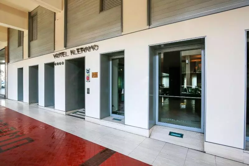Fotos del hotel Aleramo:  8