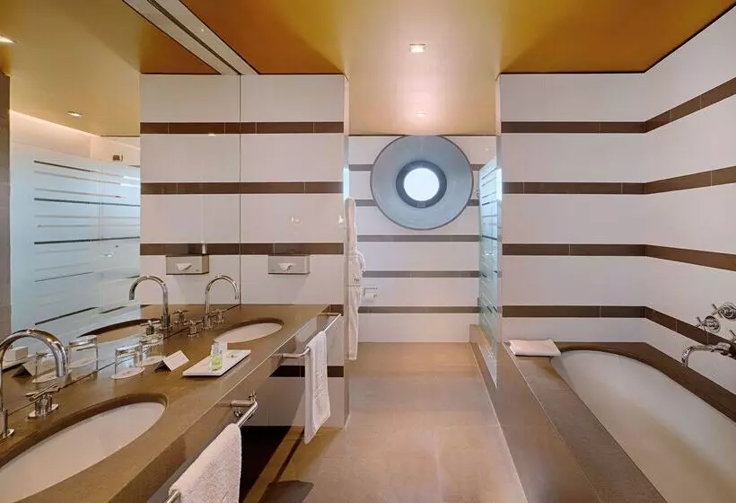 Fotos del hotel Nh Bologna De La Gare:  33