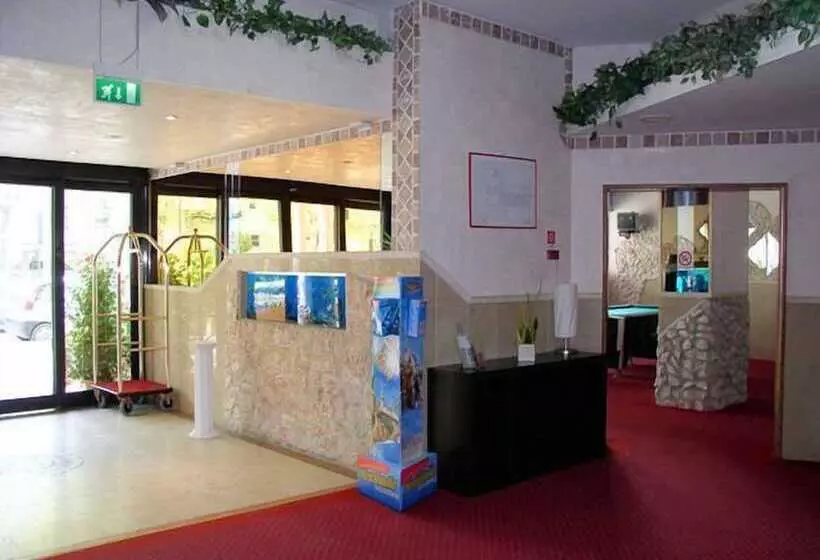 Fotos del hotel Palace:  12