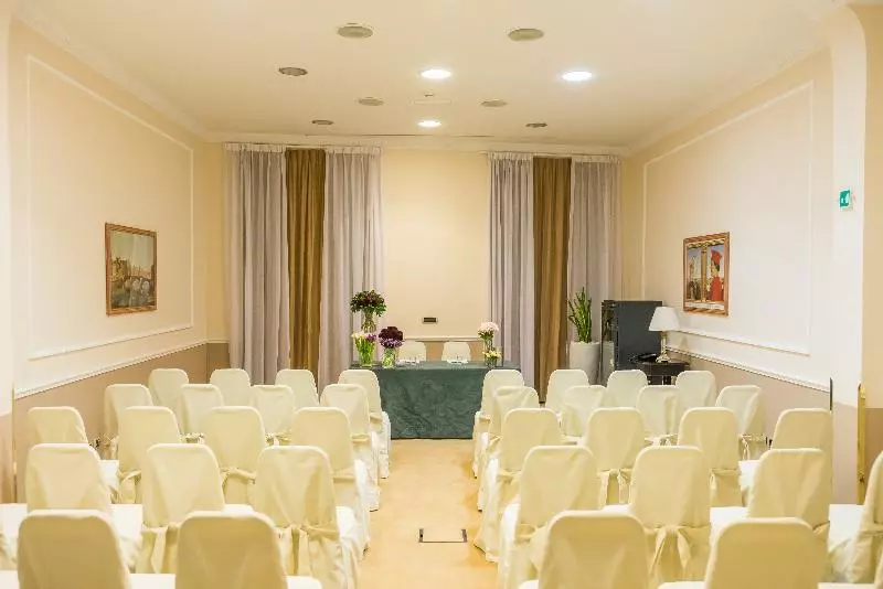 Fotos del hotel Bernini Palace:  12