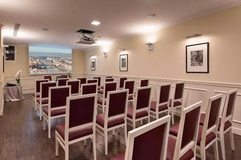 Fotos del hotel Executive:  25