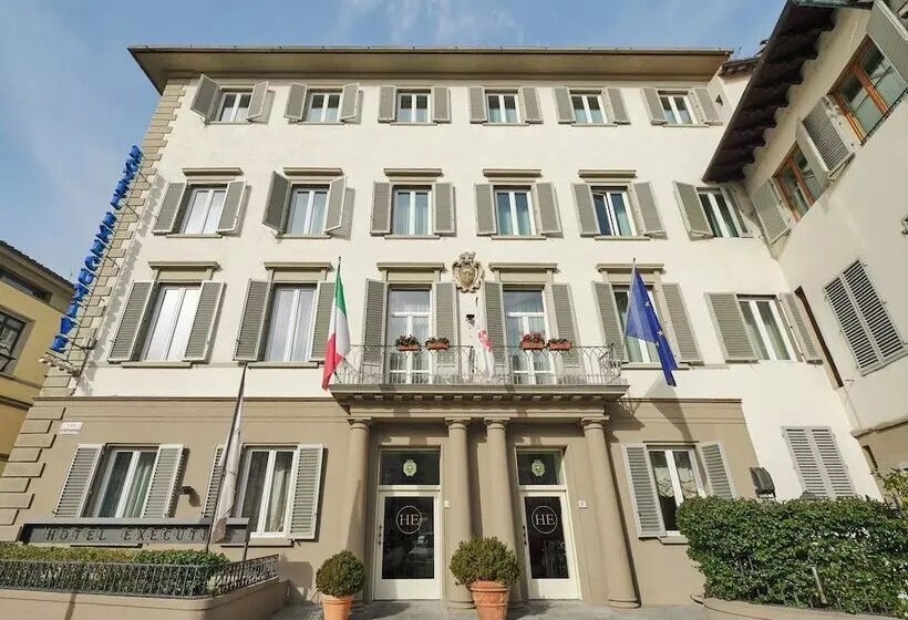 Fotos del hotel Executive:  11