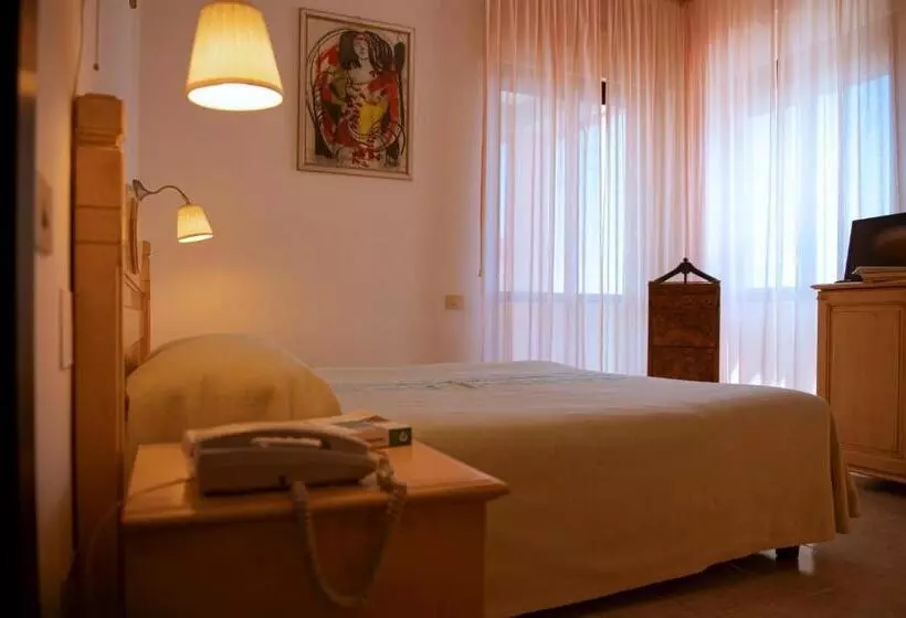 Fotos del hotel Califfo:  5