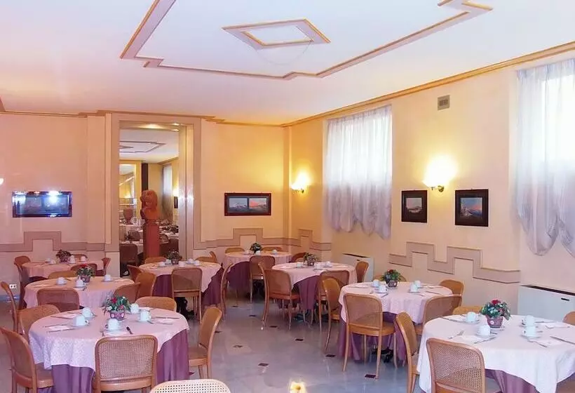 Fotos del hotel Nuovo Rebecchino:  4