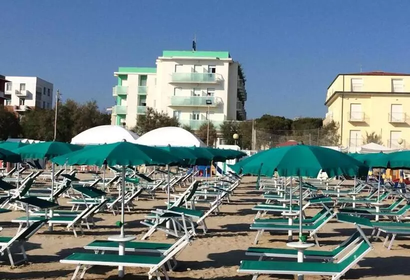 Fotos del hotel Majestic:  13