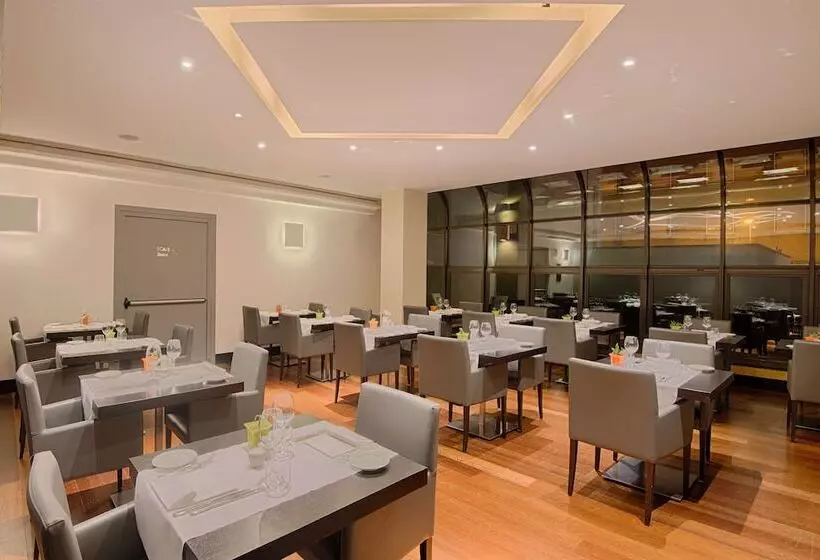 Fotos del hotel Nh Trieste:  54