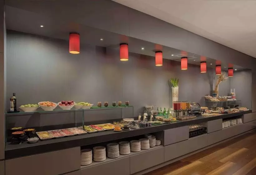 Fotos del hotel Nh Trieste:  95