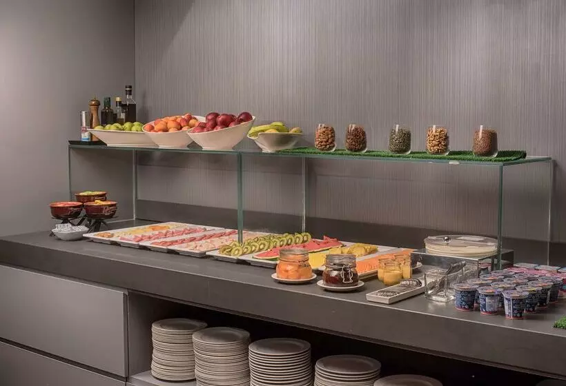 Fotos del hotel Nh Trieste:  96