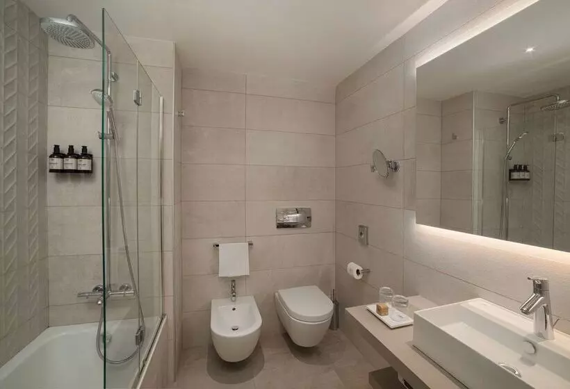 Fotos del hotel Nh Trieste:  79