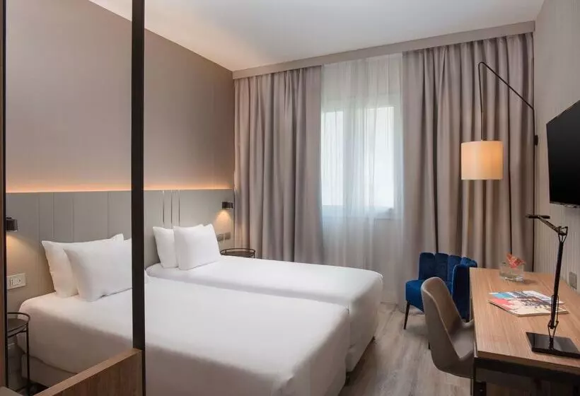 Fotos del hotel Nh Trieste:  5