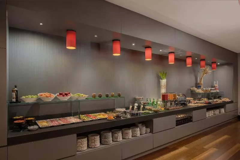 Fotos del hotel Nh Trieste:  110