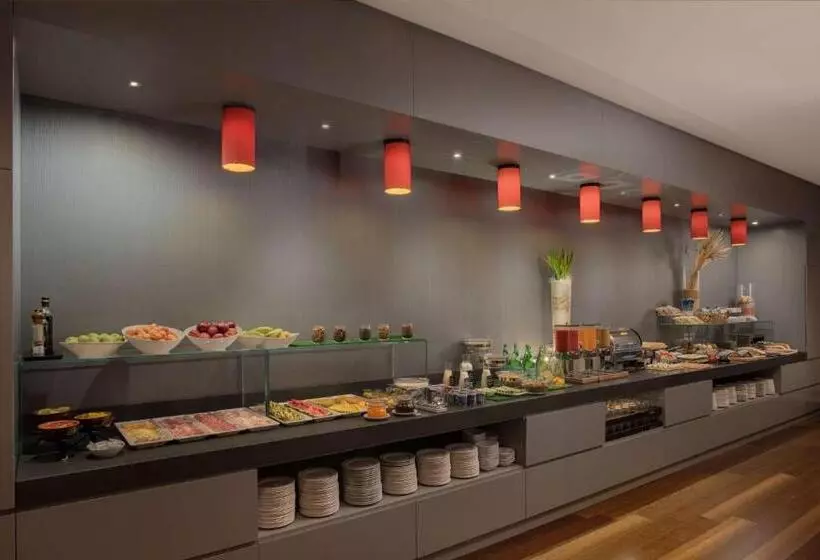 Fotos del hotel Nh Trieste:  92