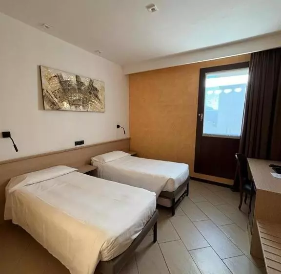 Fotos del hotel Plaza:  14