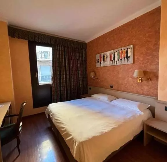 Fotos del hotel Plaza:  18